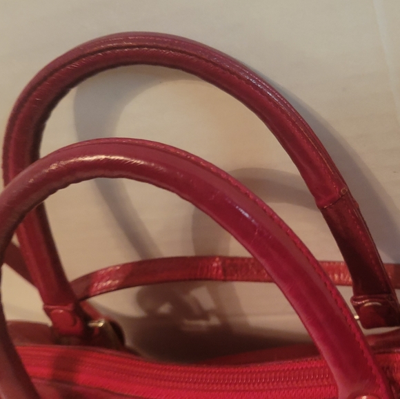 Genuine Eel Skin Small Duffel Bag Red Cherry - Picture 3 of 12